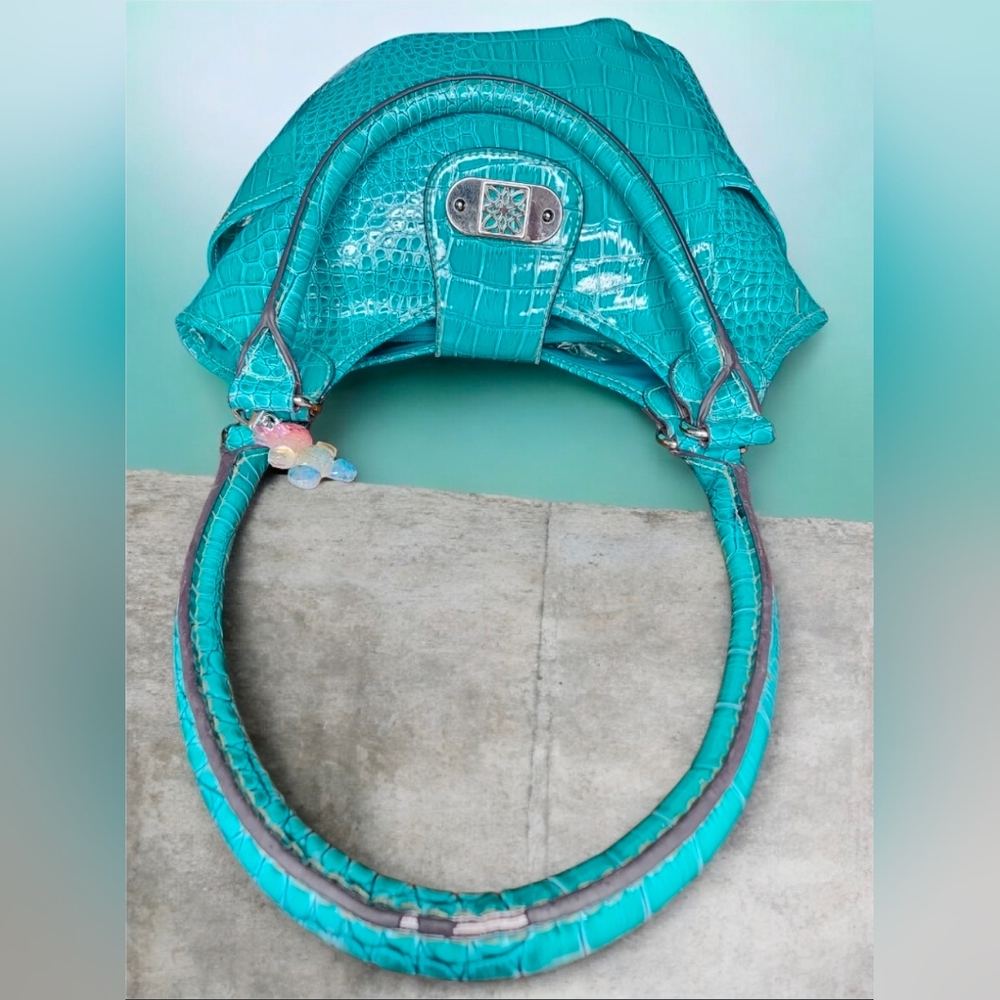 Turquoise Crocodile-Embossed Women’s Hobo Bag With Bear Charm & Flower Hair Clip - Picture 11 of 15
